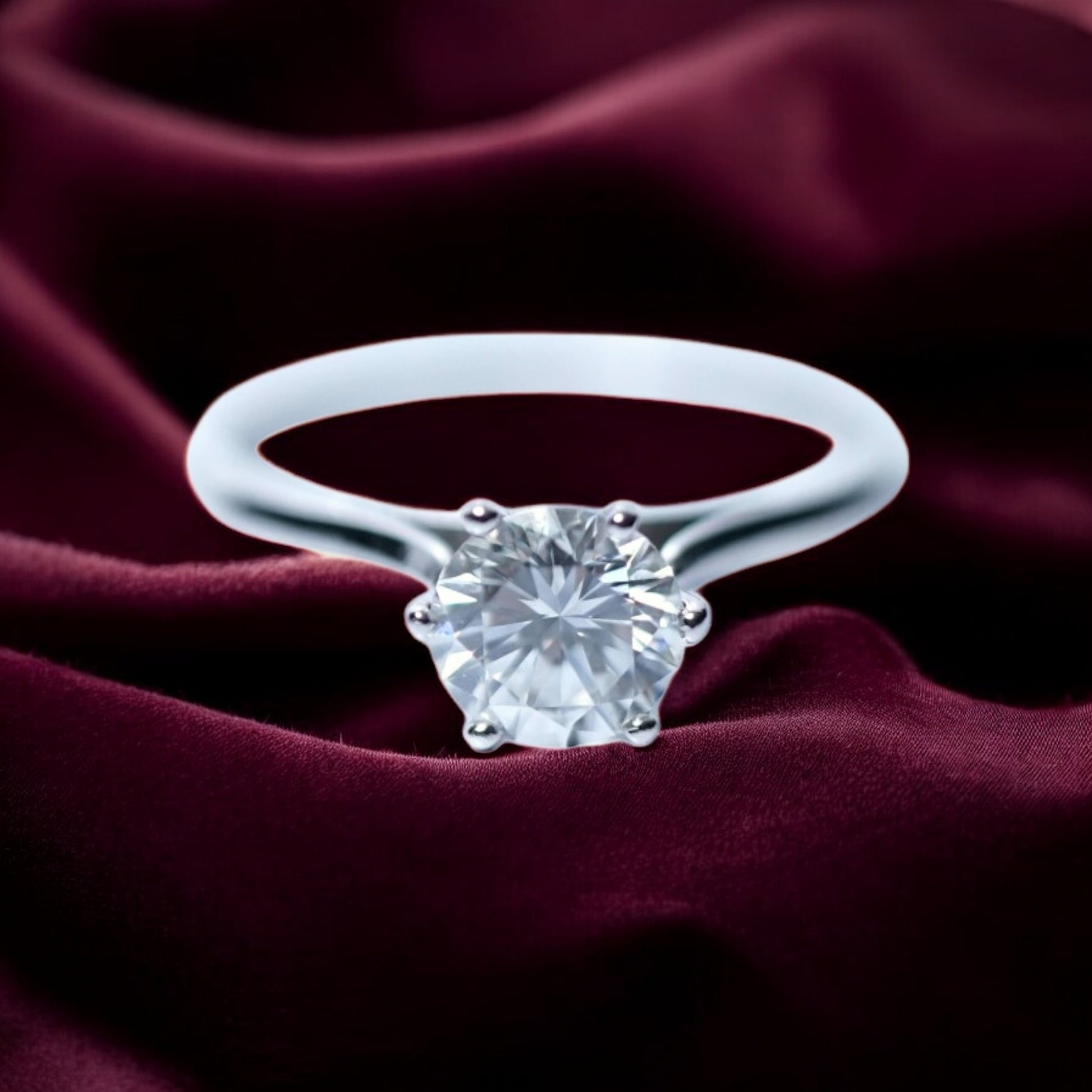 18 k White Gold Solitaire Ring, Brilliant cut diamond 1.04 c