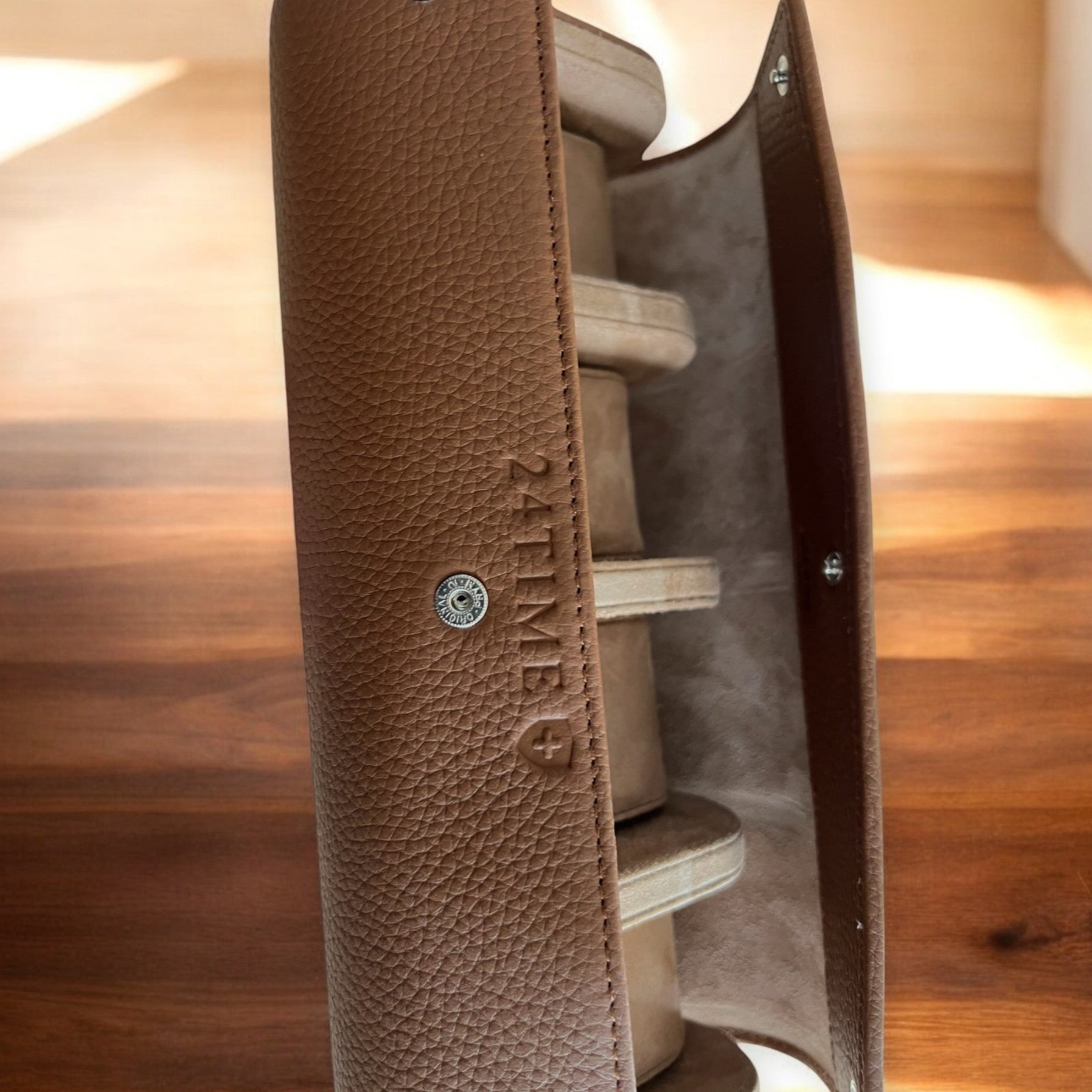 24Time Finest New Handmade Travel Pouch / Case / Etui / Box in brown leather for 4 watches