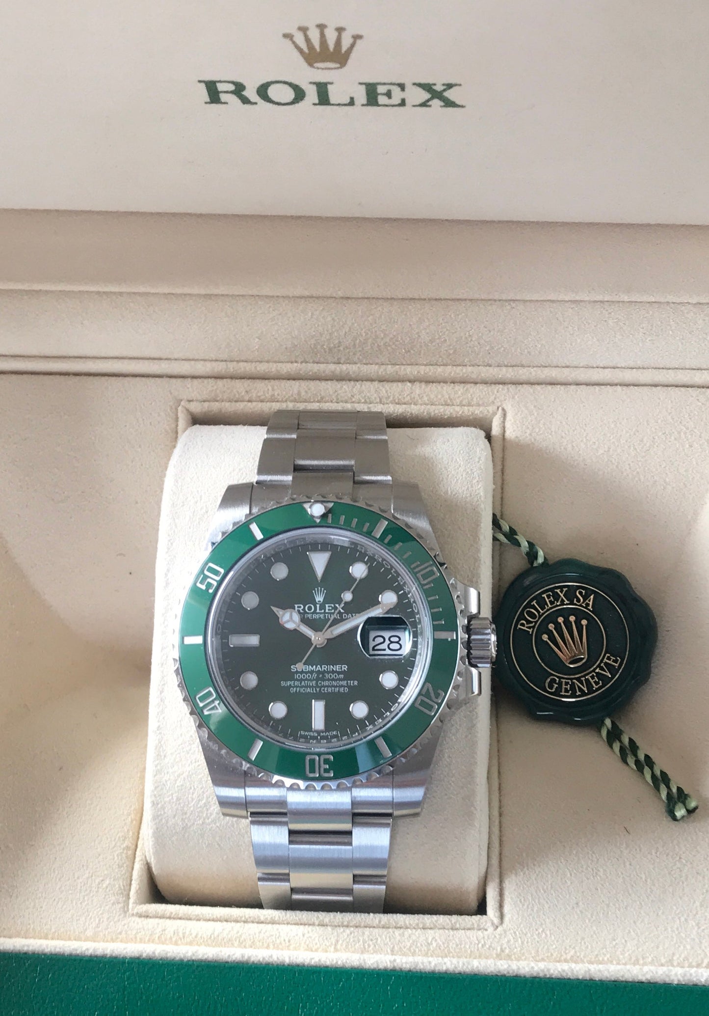 ROLEX Submariner Date Reference 116610LV 'Hulk' Full Set