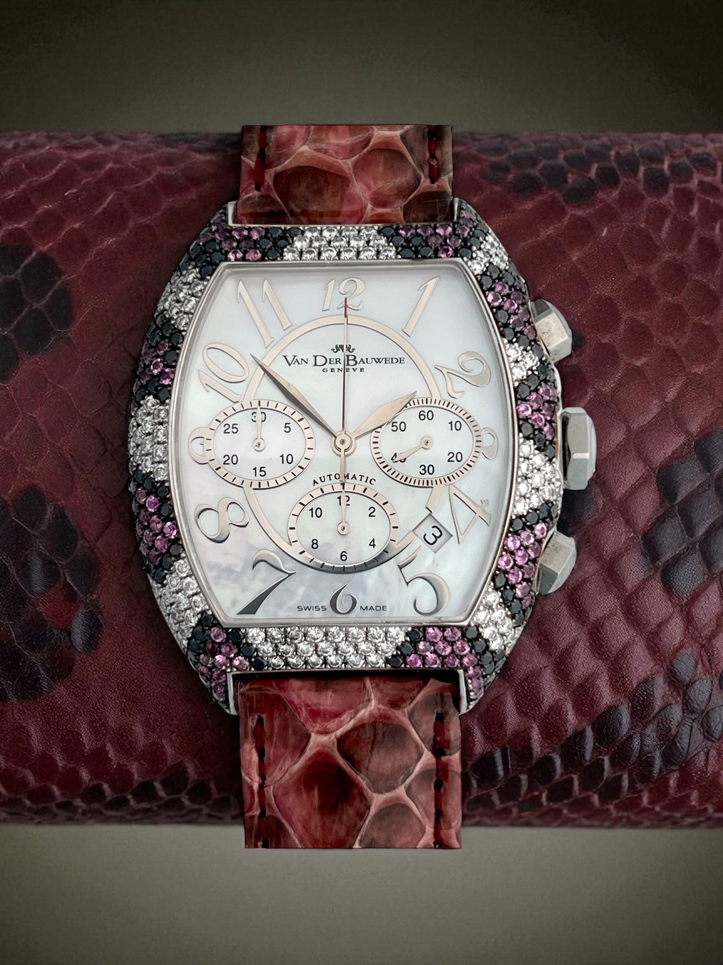 Van der Bauwede Victoria Magnum 'Python' White Gold set with Saphirs & White and Black Diamonds NEW