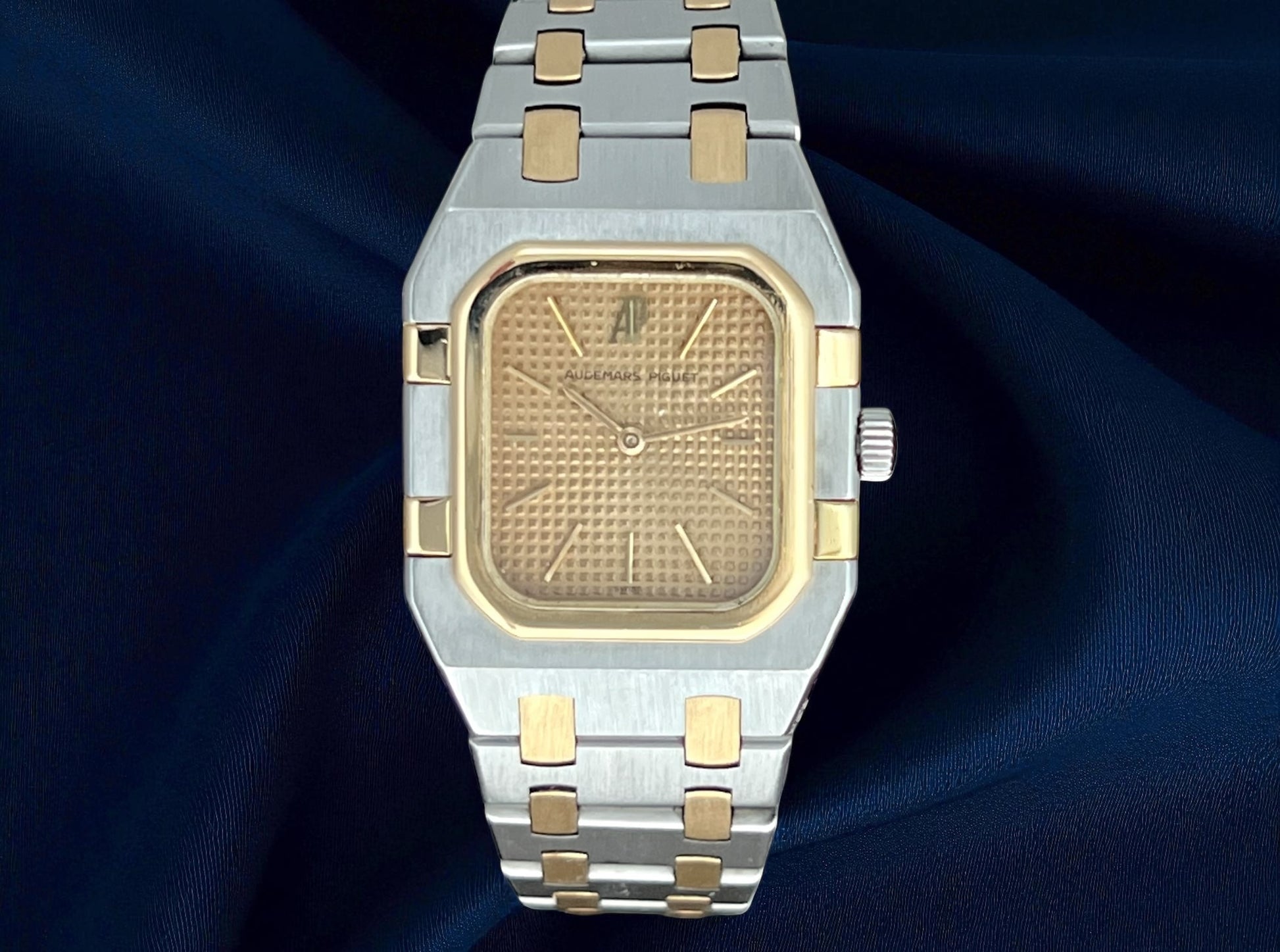 Audemars Piguet Two Tone Steel Gold Quartz Ref.6010SA