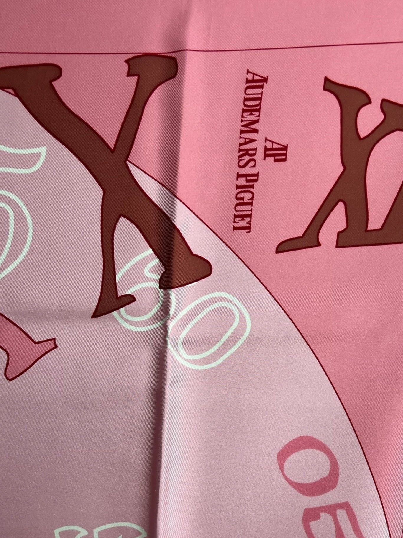 Audenars Piguet New Large Silk Scarf/ Schal/ Echarpe in its Audemars box