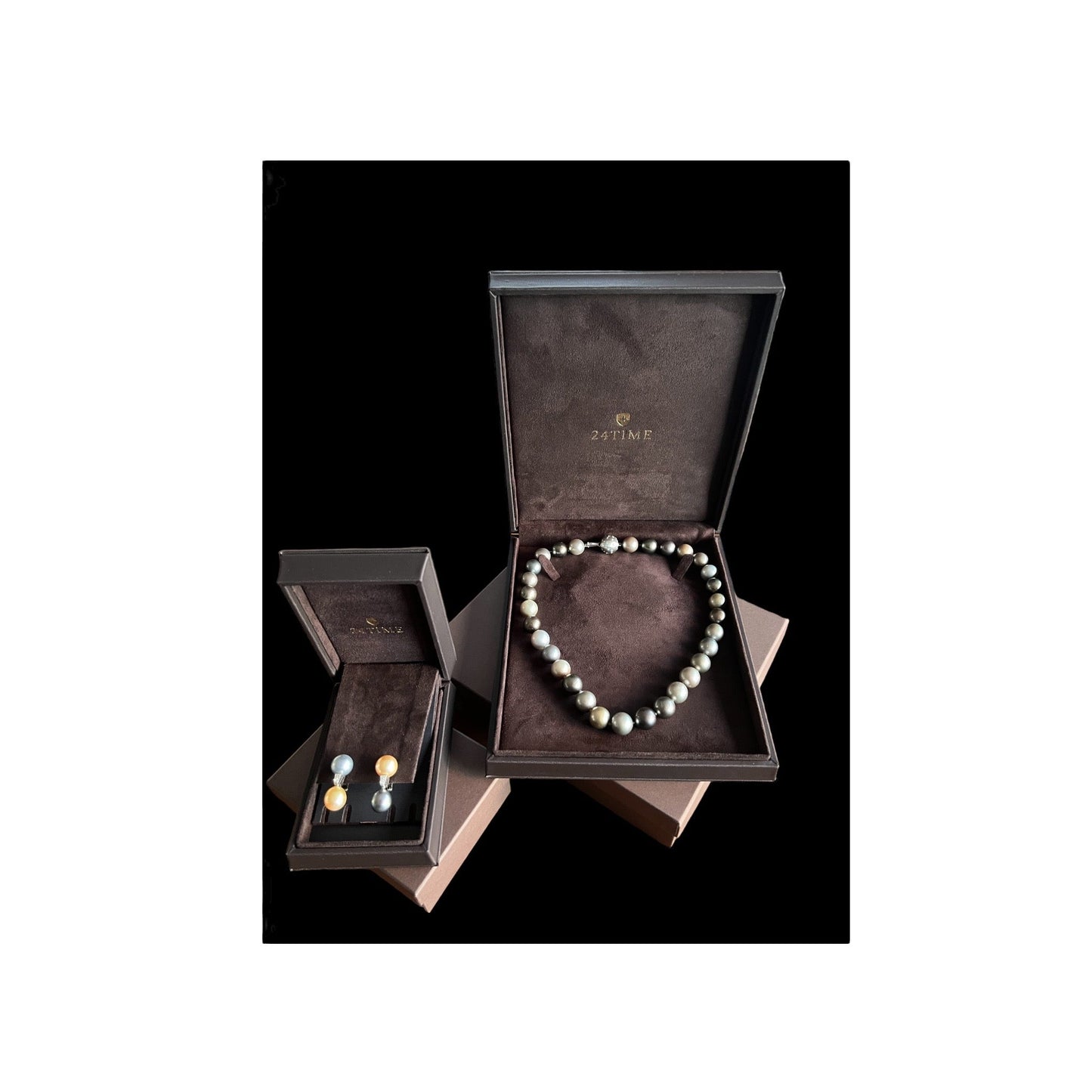 Set of Diamond & Grey cultivated Pearl Necklace Collier & Fitted Pearl Earrings