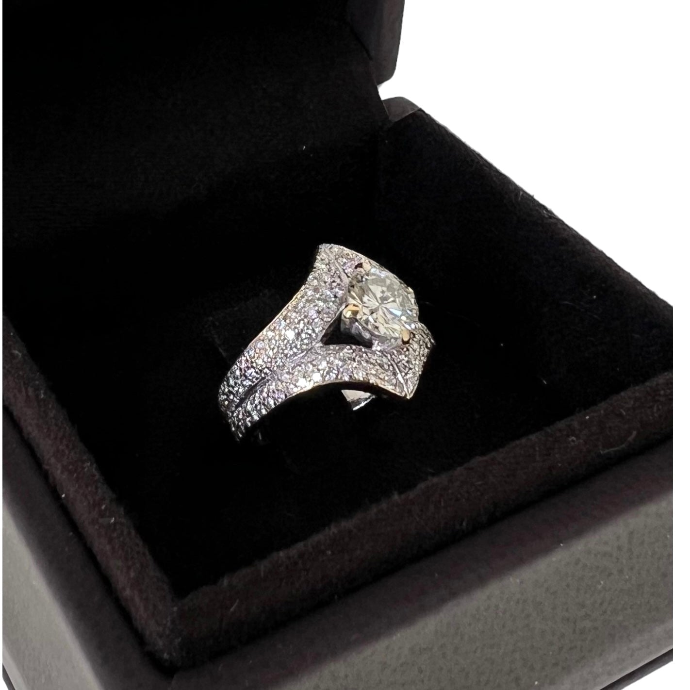 Design Solitaire 1kt fancy yellow diamond paved with ca.180 white diamonds 18k White Gold Ring