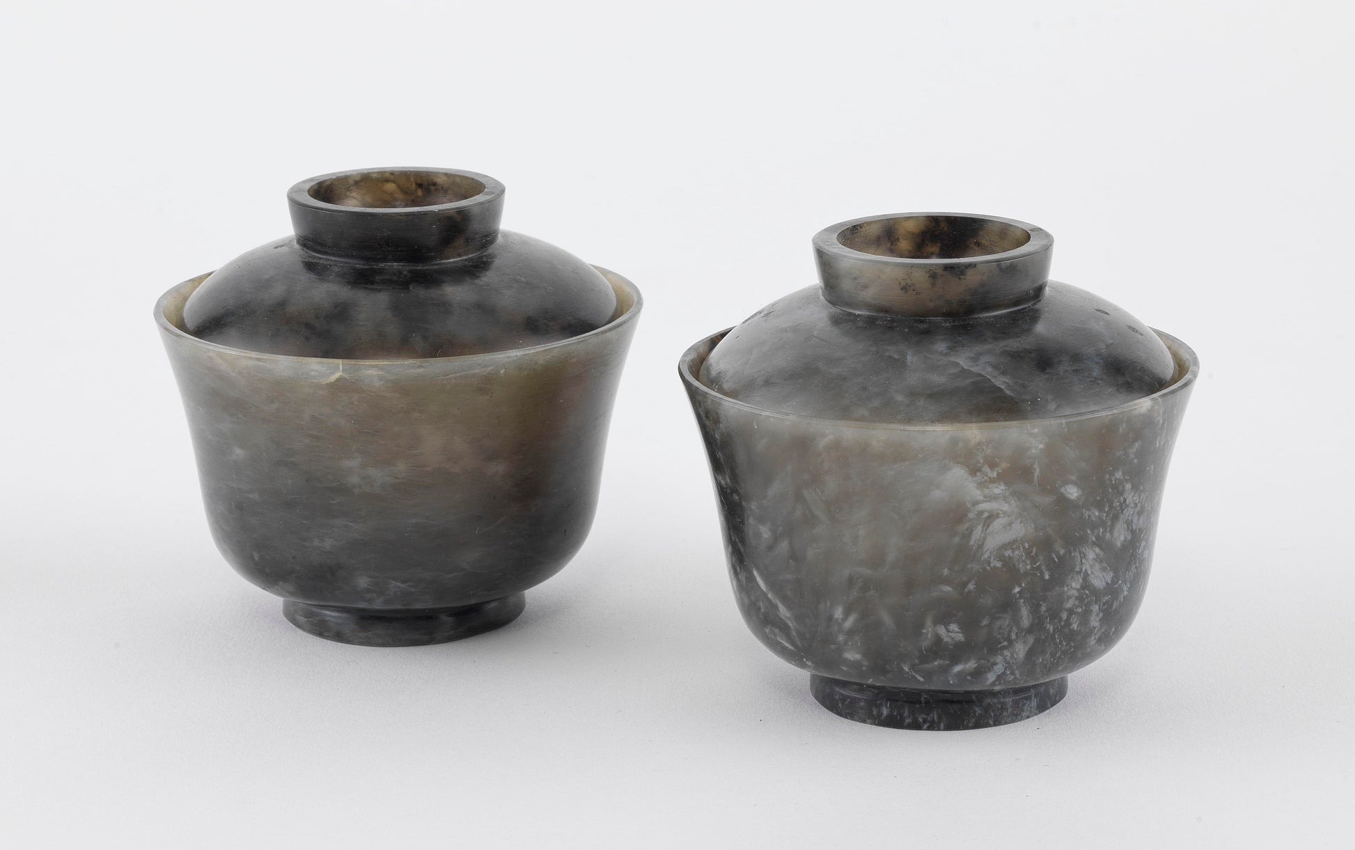 Beautiful set of two jade bowls and saucers, China, 20th c, jade bowl, 20th, ancient