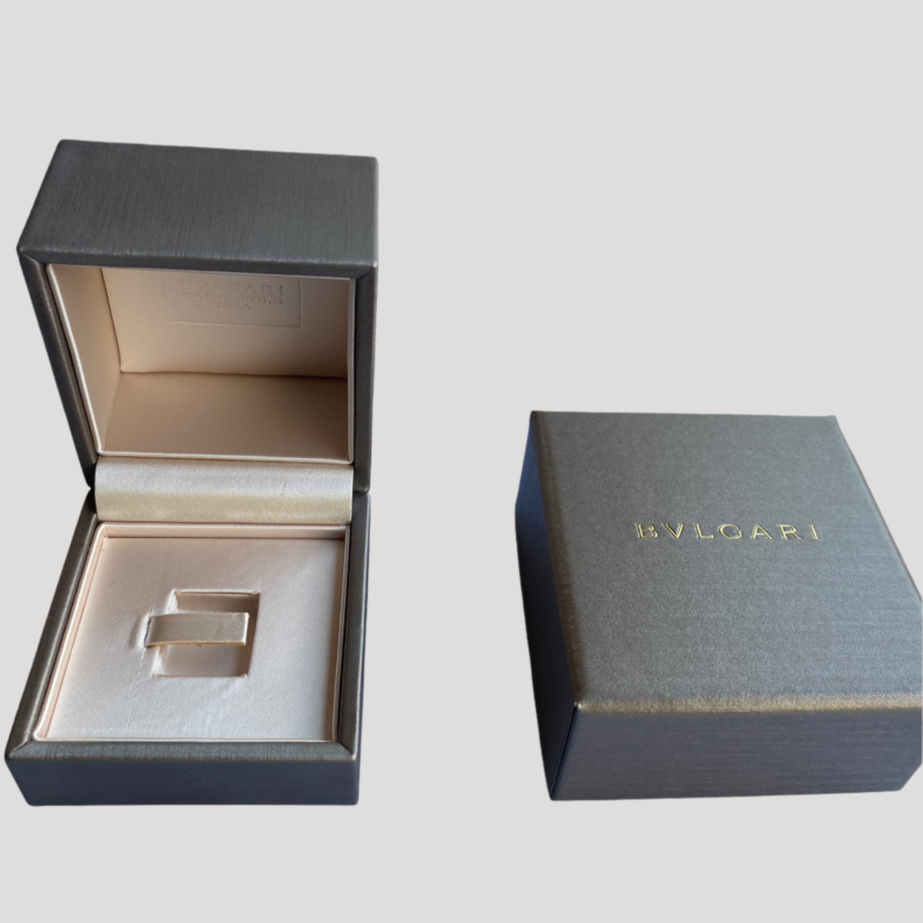 Bulgari New Ring Silk Box/ Boîte/Schachtel