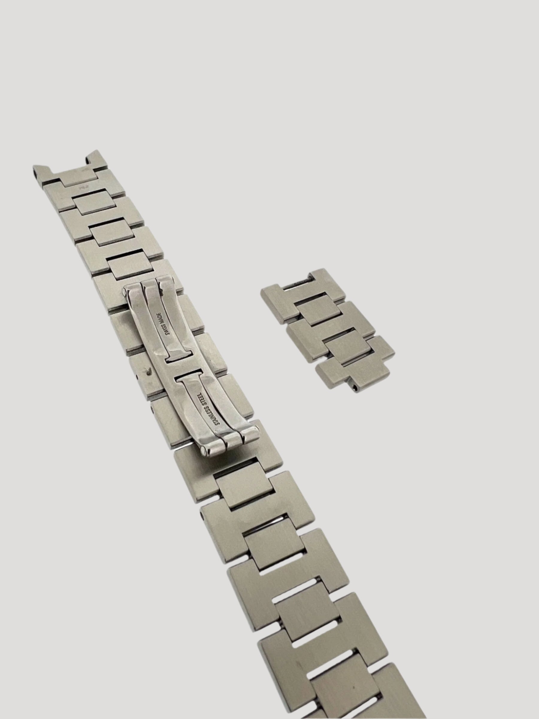 Cartier Pasha steel band