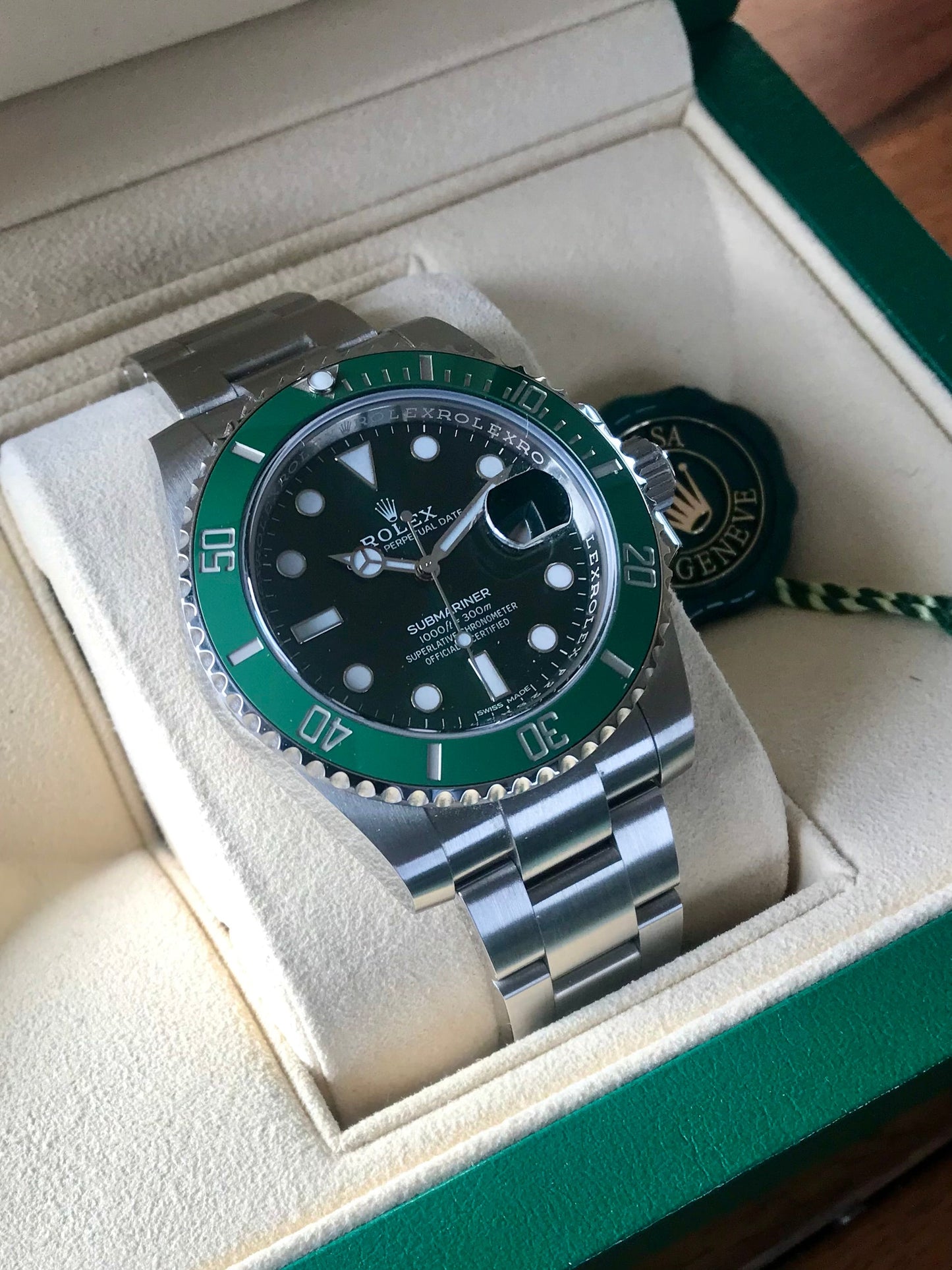 ROLEX Submariner Date Reference 116610LV 'Hulk' Full Set