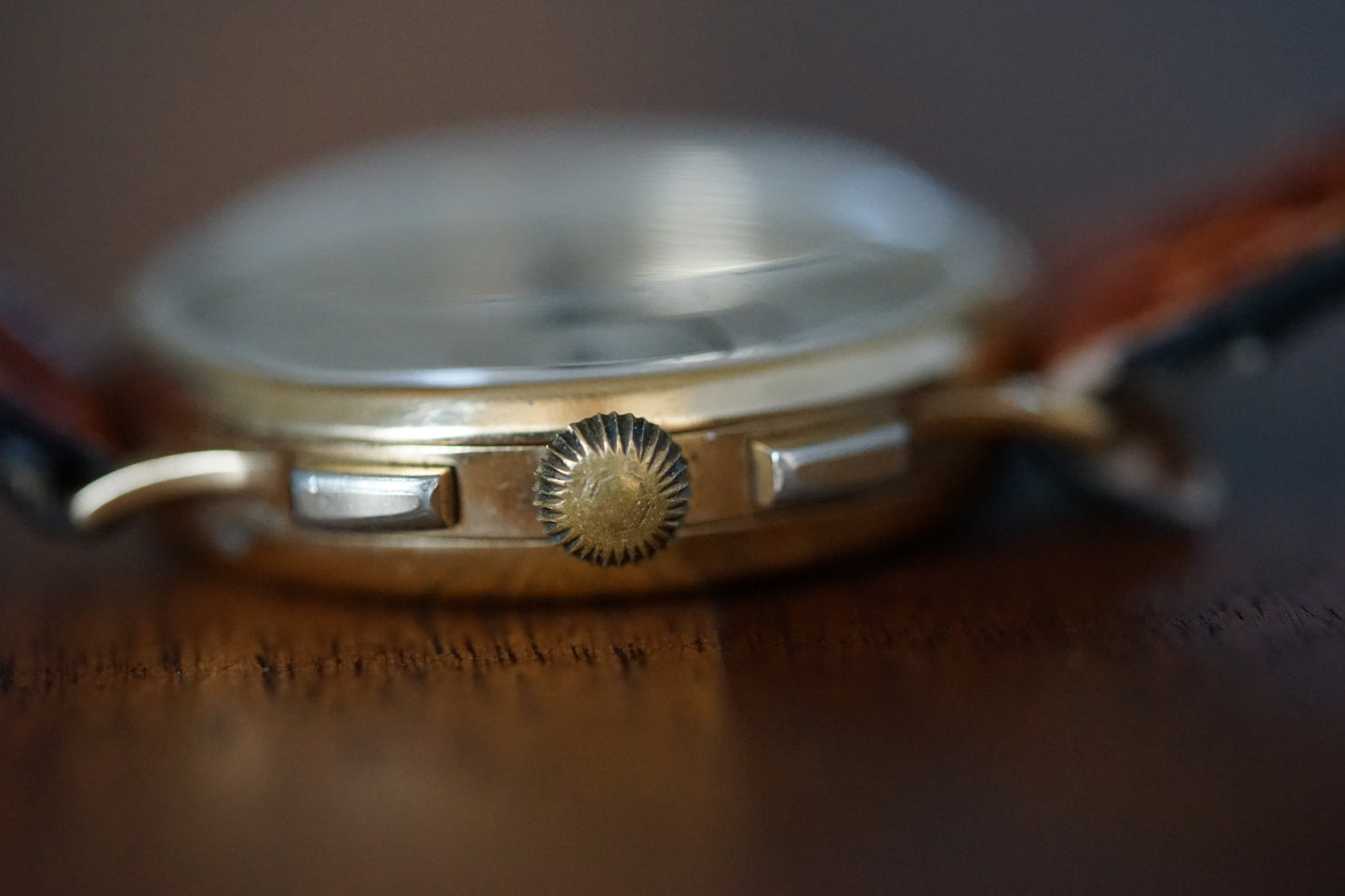 Large Universal Geneve Chrono Compur 30 Vintage 18K Gold Rare