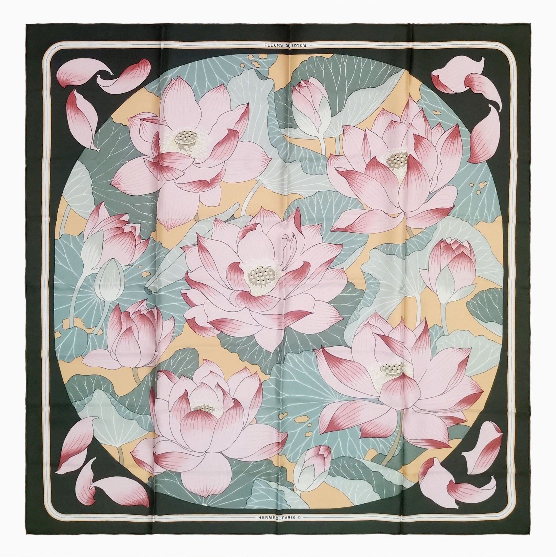 Hermès 'Fleurs de Lotus' Silk Scarf/ Schal/ Echarpe 90 cm 24time vestiair collective