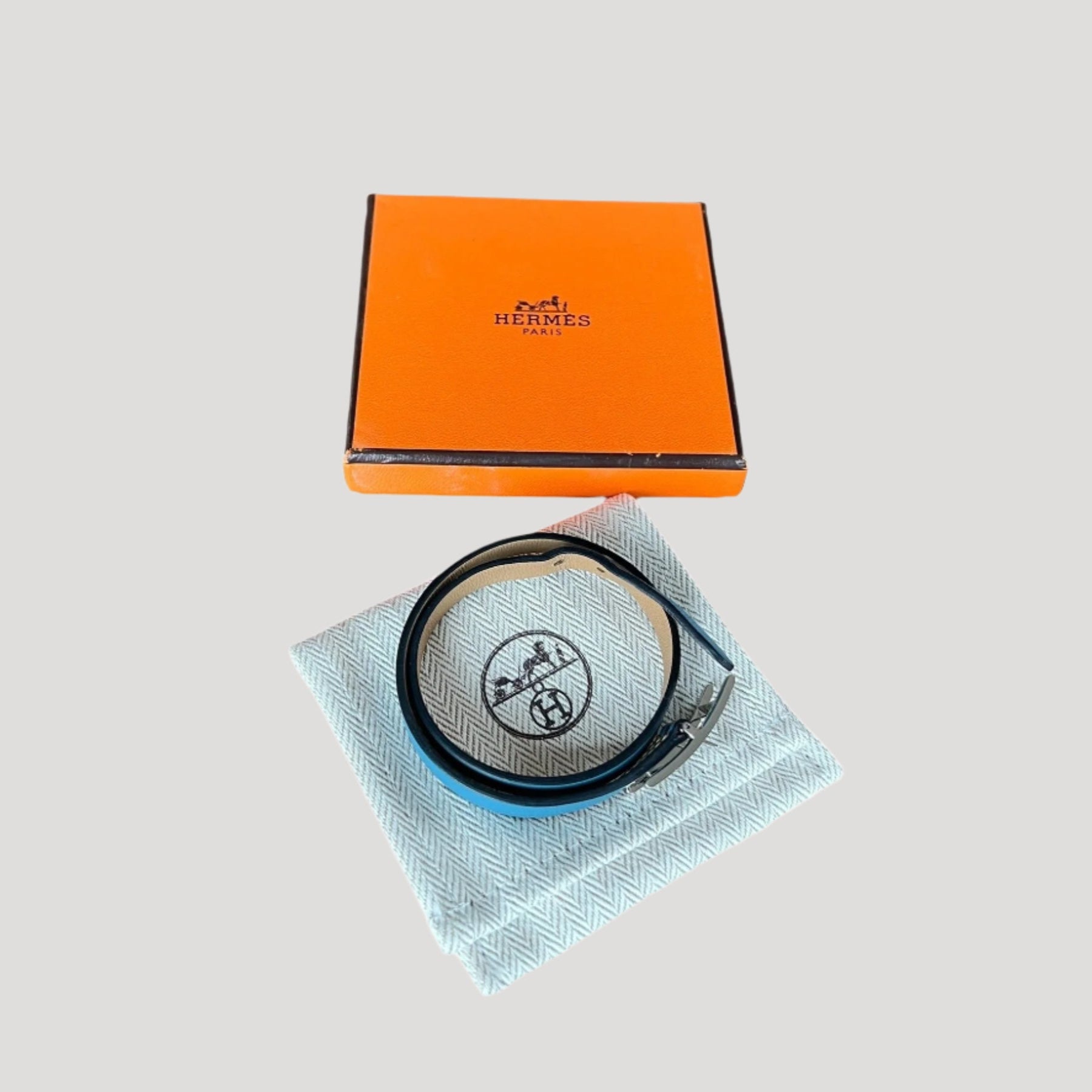 Hermes bracelet, luxury, Hermès blue double tour bracelet