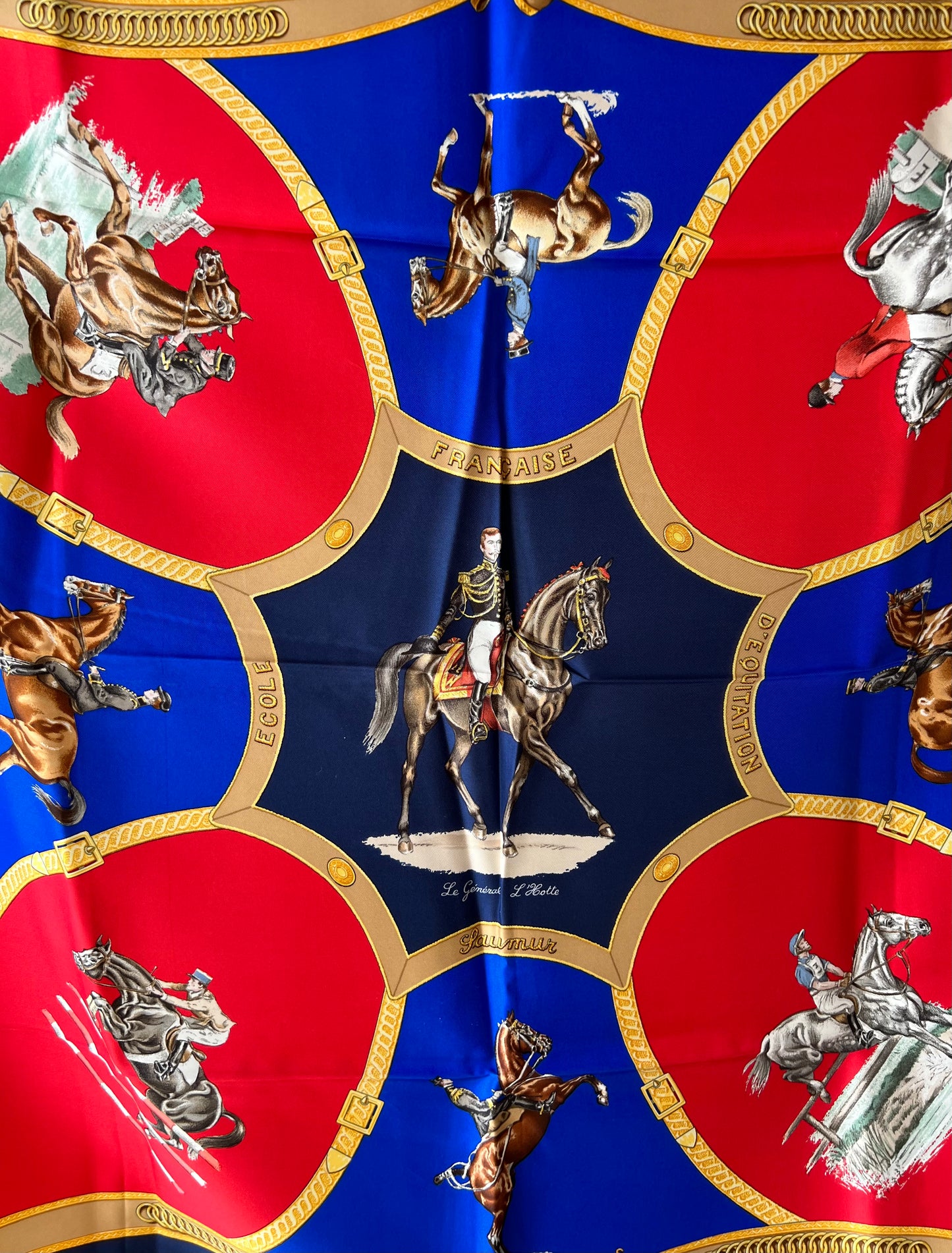 Hermès 'Le général' Silk Scarf/ Schal/ Echarpe 90 cm