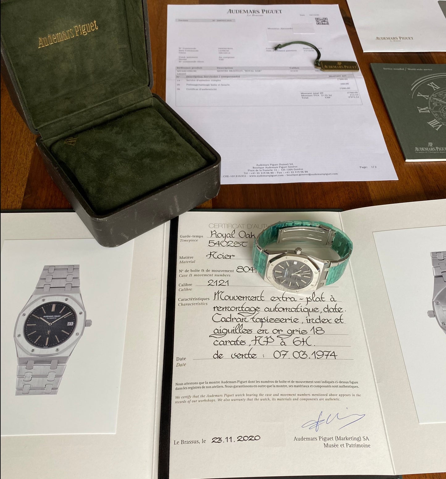 Audemars Piguet Royal Oak Jumbo 5402 Vintage A Series 1974 with Certificate Excellent rare condition'