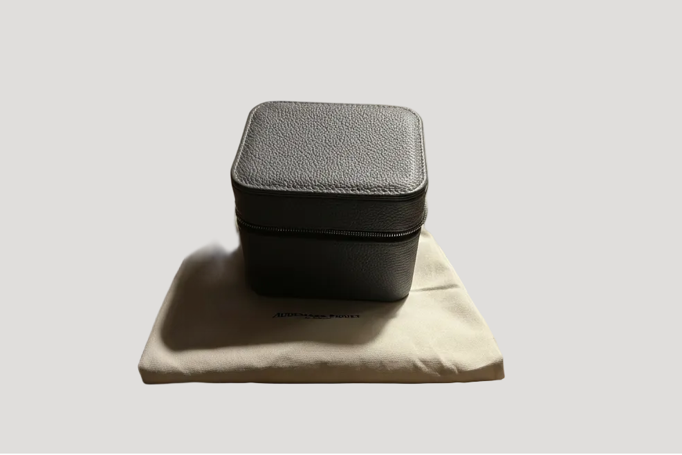 Audemars Piguet New Grey Travel Box Pouch / Box / Boîte / Scatola/Schachtel for 2 watches