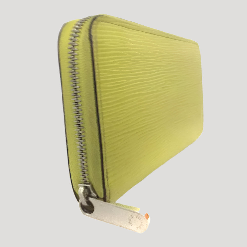 Louis Vuitton Epi pistache leather Zippy long wallet / portefeuille / purse