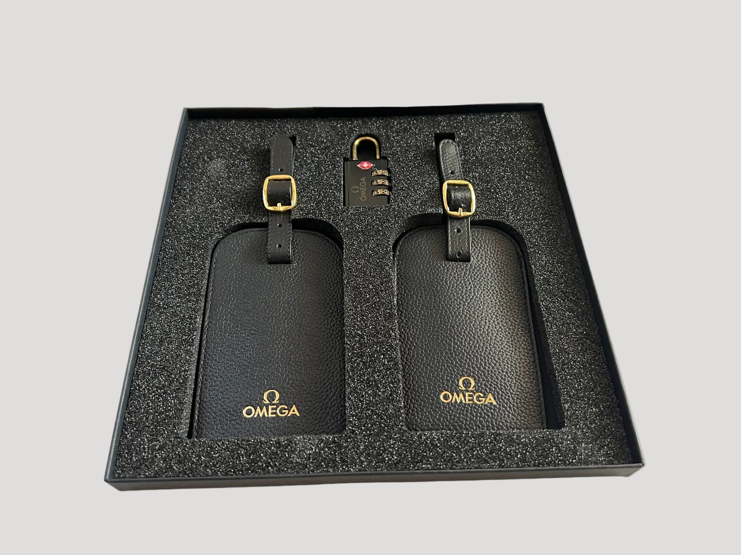 Omega New Luggage tags & lock