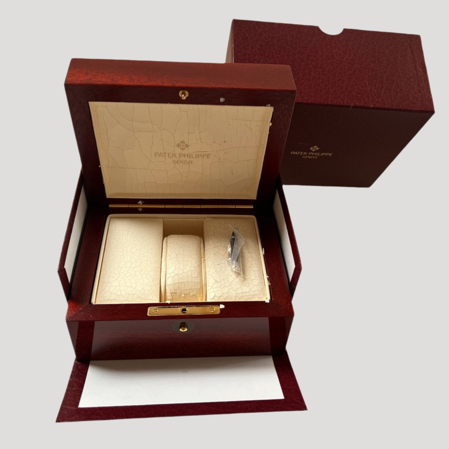 Patek Philippe Very Rare Vintage Grande Complication.Padellone’ 3448 wooden Box boîte / scatola / uhrenbox & 18k Gold Pin