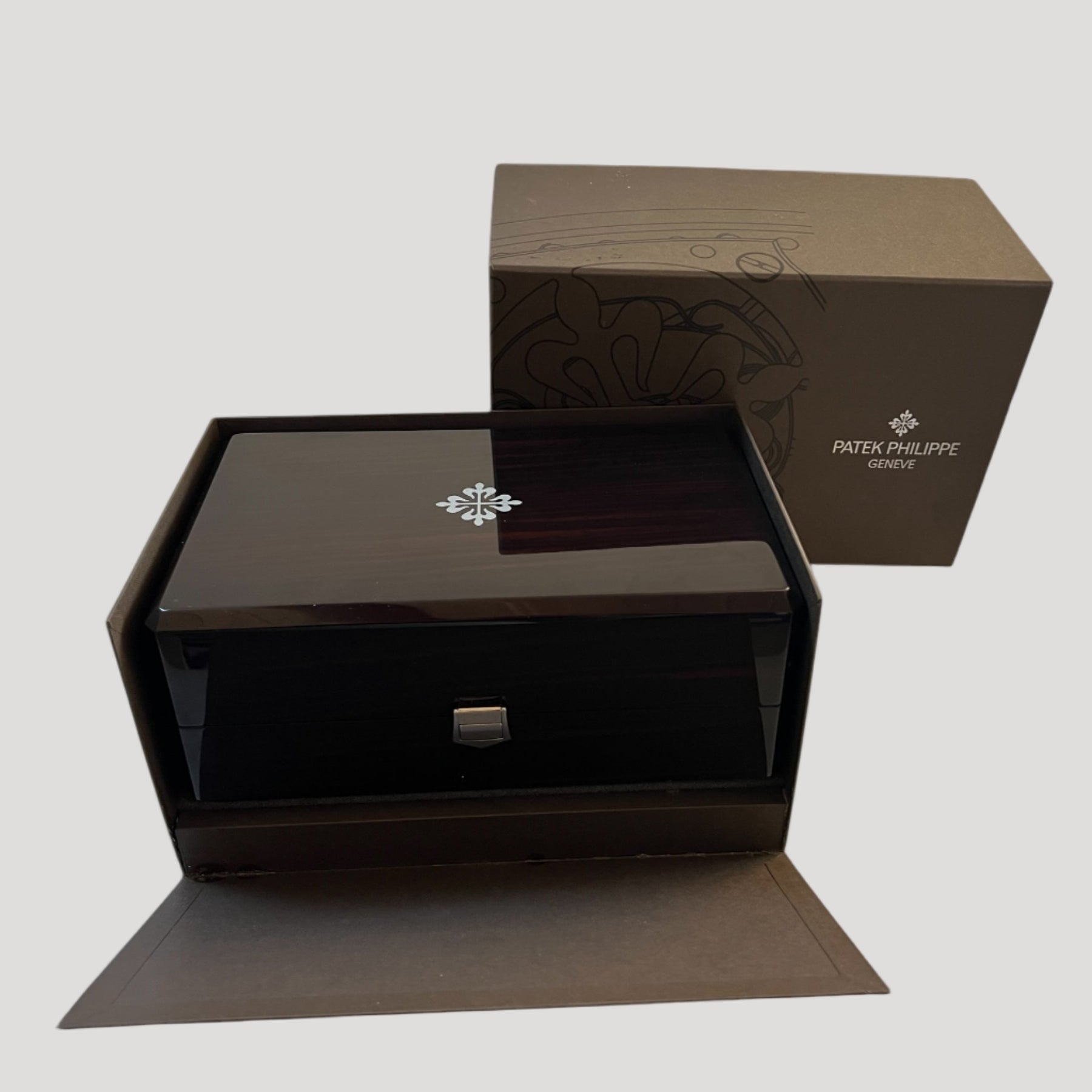 Patek Philippe Wooden Box/ Boîte/Schachtel / Scatola full set for Nautilius & other Patek models