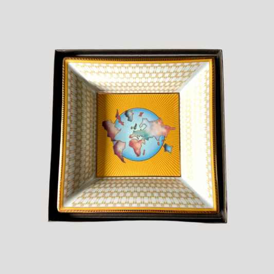 Patek Philippe 'World Time' Limoges Porcelain 'Vide-poches'