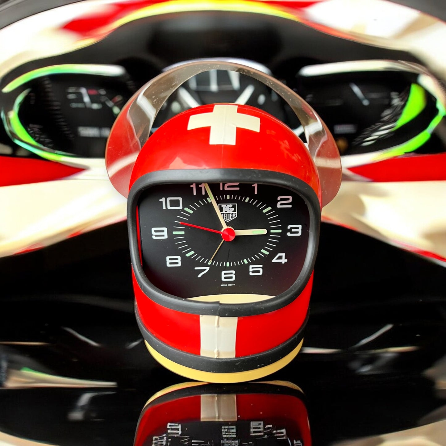 TAG Heuer Vintage F1 Helmet alarm Desk Clock Swiss Flag Type Rare, Unique 1980'