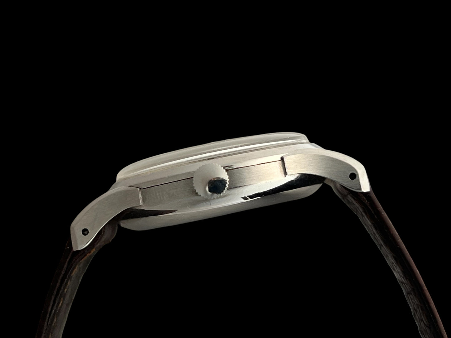 IWC Vintage Twisted Fancy Lugs, Rare Relief Pyramids Markers