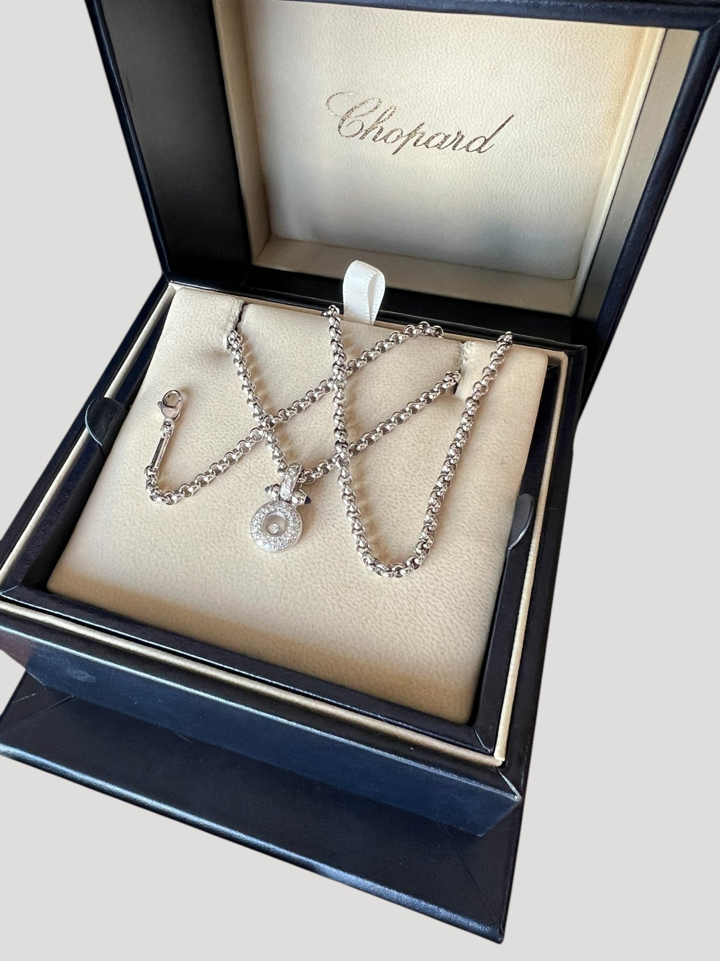 Chopard 18k White Gold Necklace with Happy Diamond Pendent & Attestation