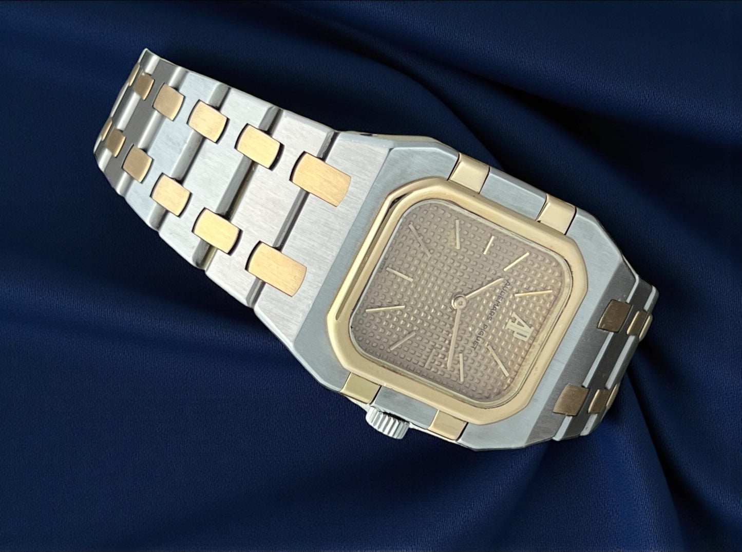 Audemars Piguet Two Tone Steel Gold Quartz Ref.6010SA