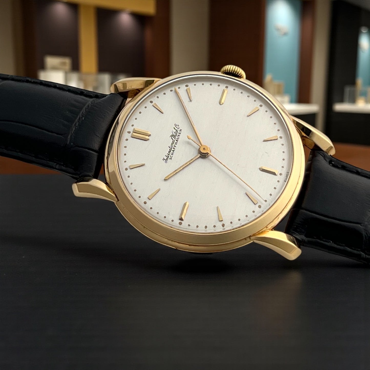IWC Vintage 18k Gold 1950-1960'