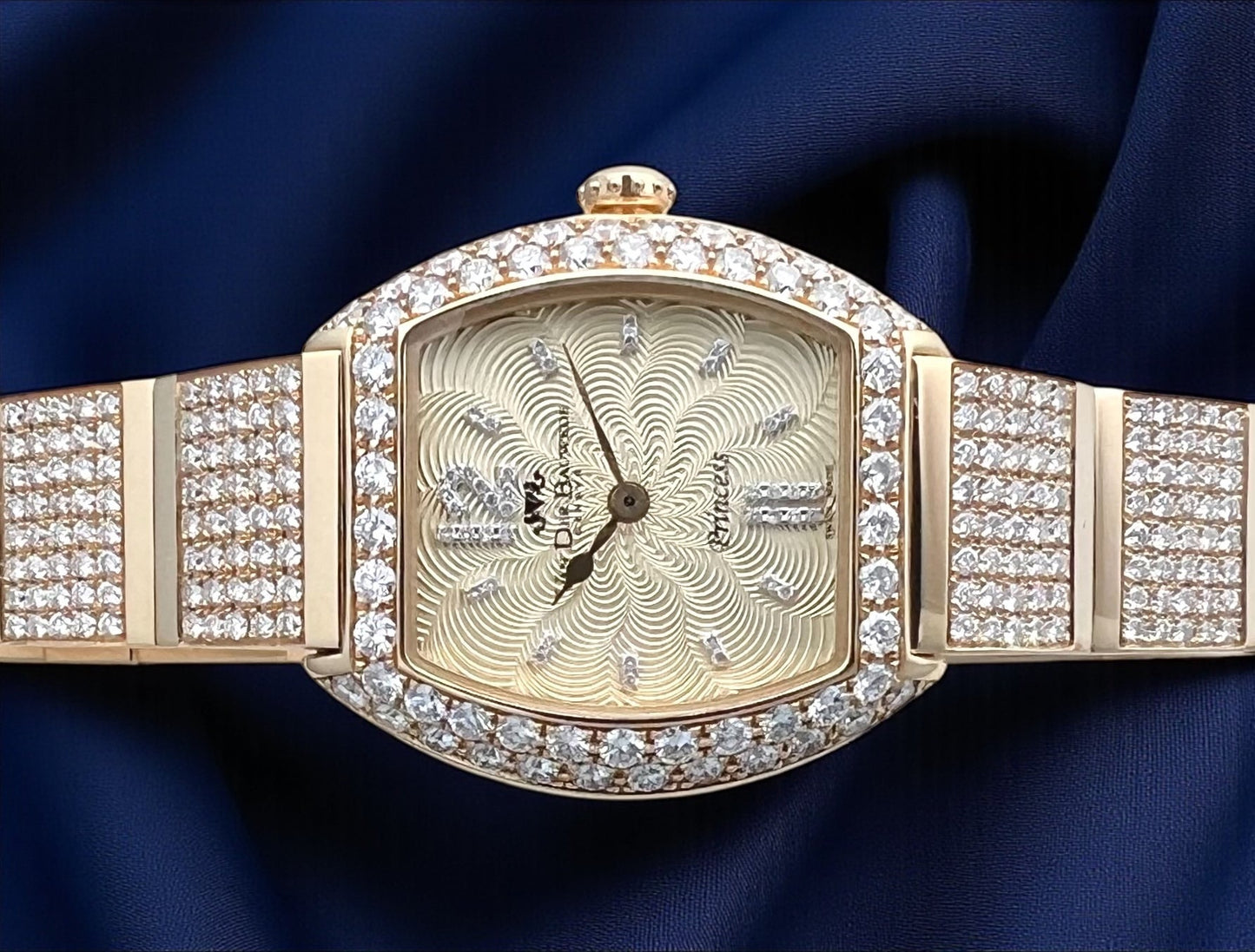 Fine & Rare Van Der Bauwede Genève 'Princess' 18k Gold full diamonds Automatic