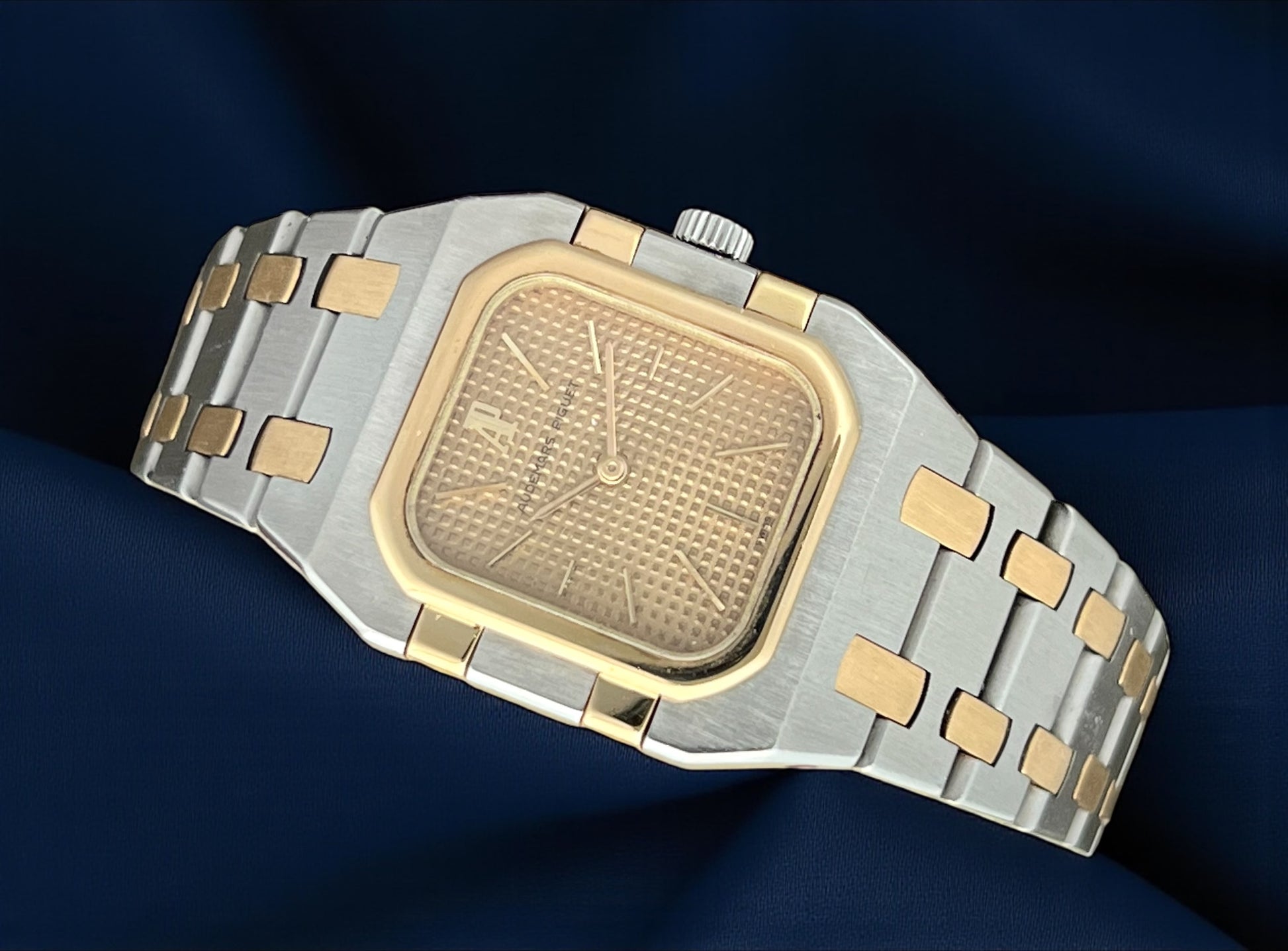 Audemars Piguet Two Tone Steel Gold Quartz Ref.6010SA