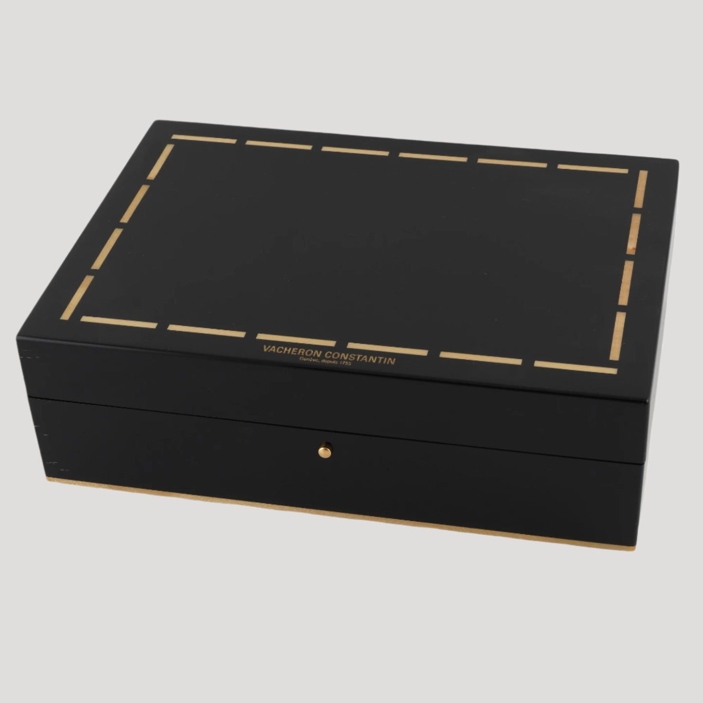 Vacheron Constantin Fine Important Wooden Box/ Boite/Schachtel/ Scatola with outer protective box