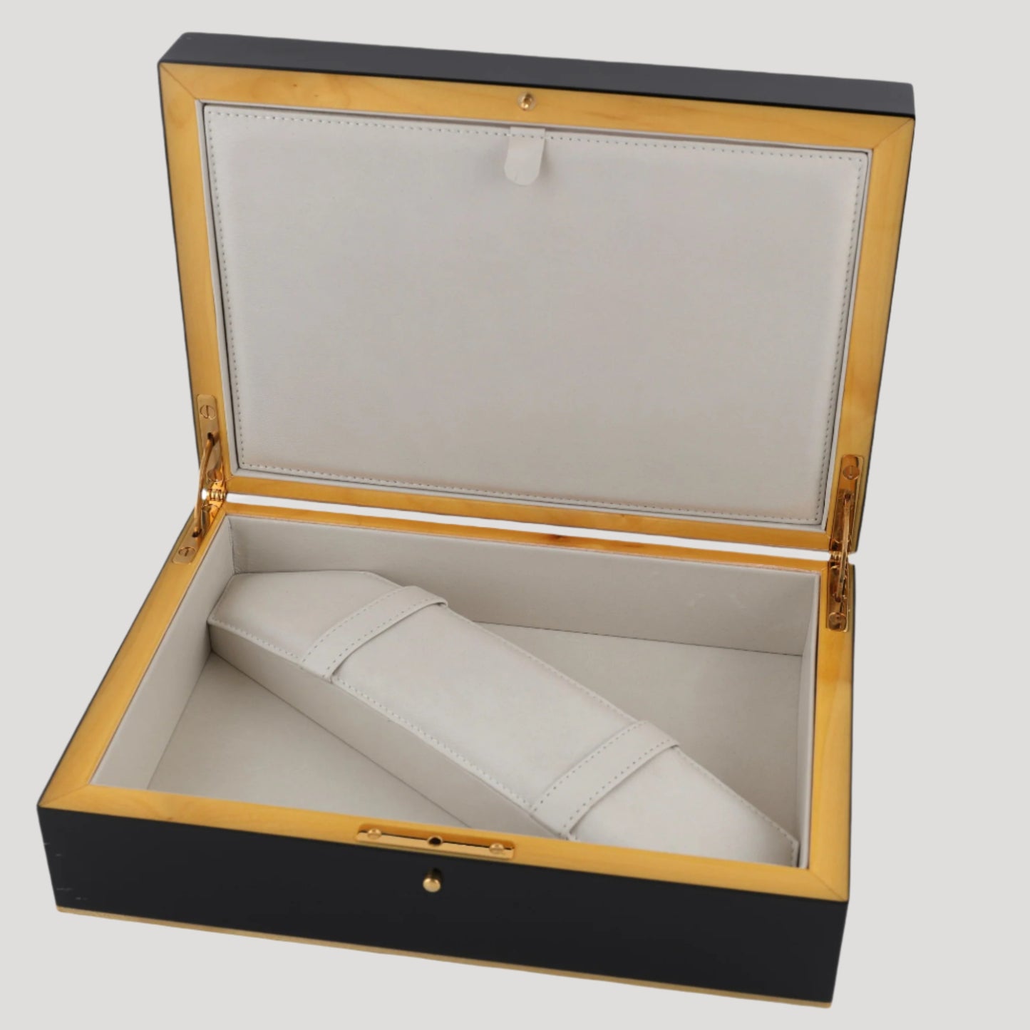 Vacheron Constantin Fine Important Wooden Box/ Boite/Schachtel/ Scatola with outer protective box