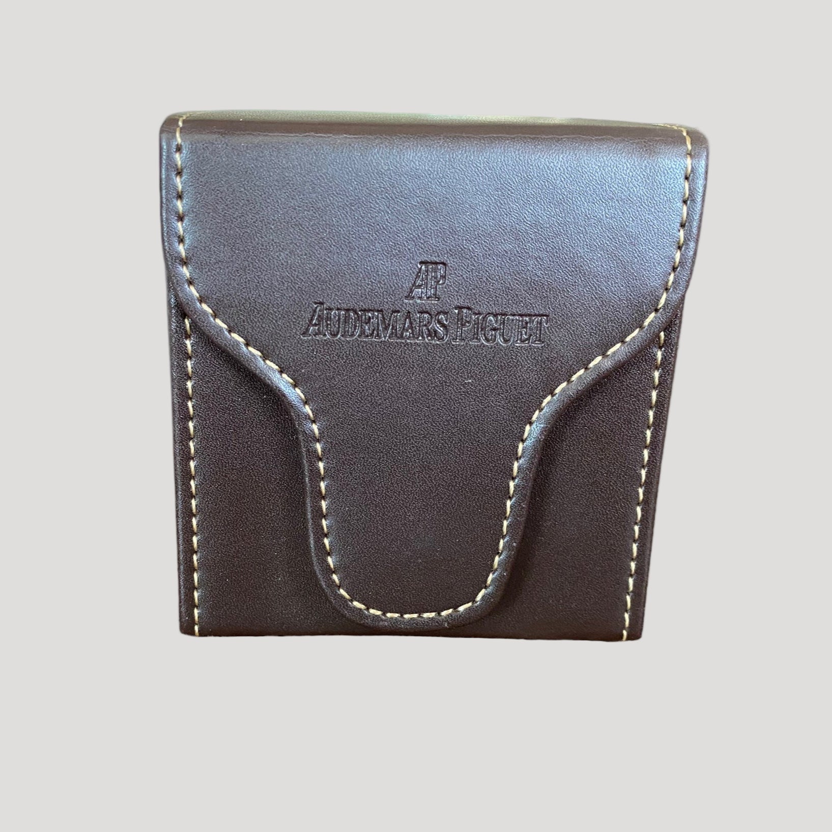 audemars travel pouch box