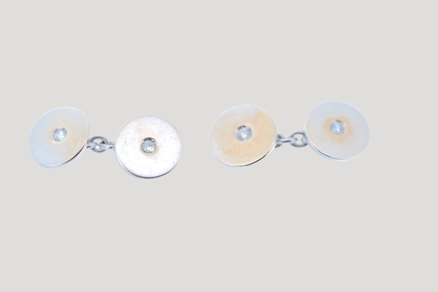 Fine 18K White Gold with diamond Cufflinks / Boutons manchettes /Manschettenknöpfe