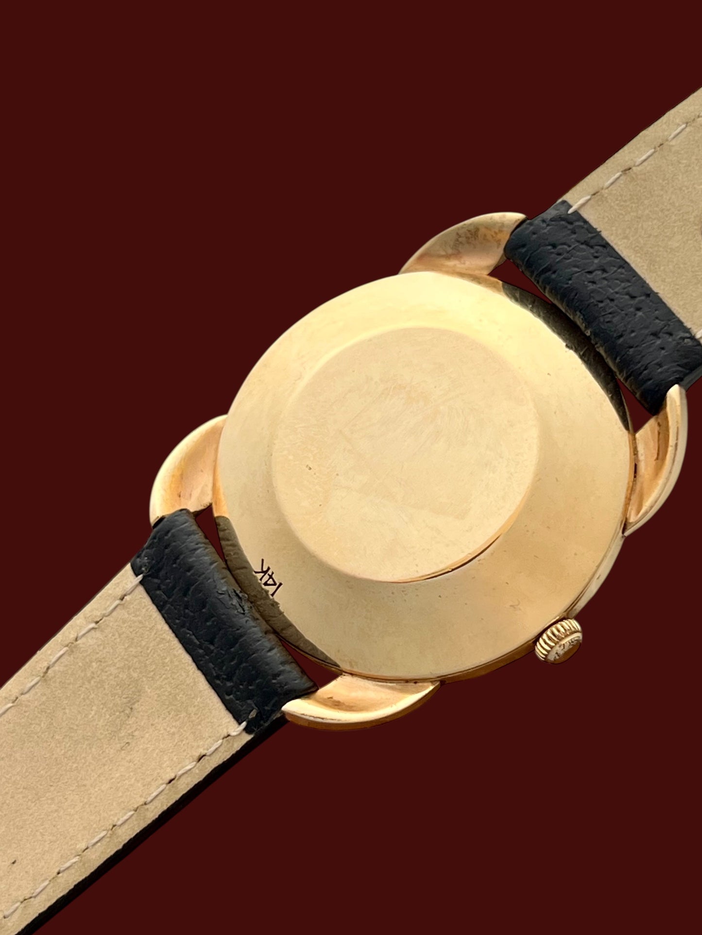 fine and rare vintage Jaeger-LeCoultre Rose Gold Fancy Lugs Power Reserve Vintage 1960' with Archive Extract, in excellent condition