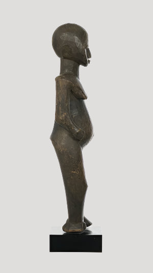 Important African Art, standing Lobi statuette h 67
