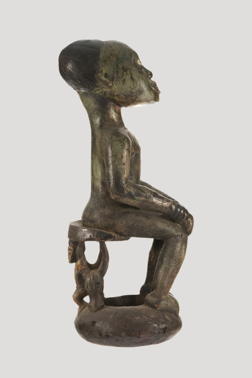 Important ancient African Art , Bembe statue H 58 cm