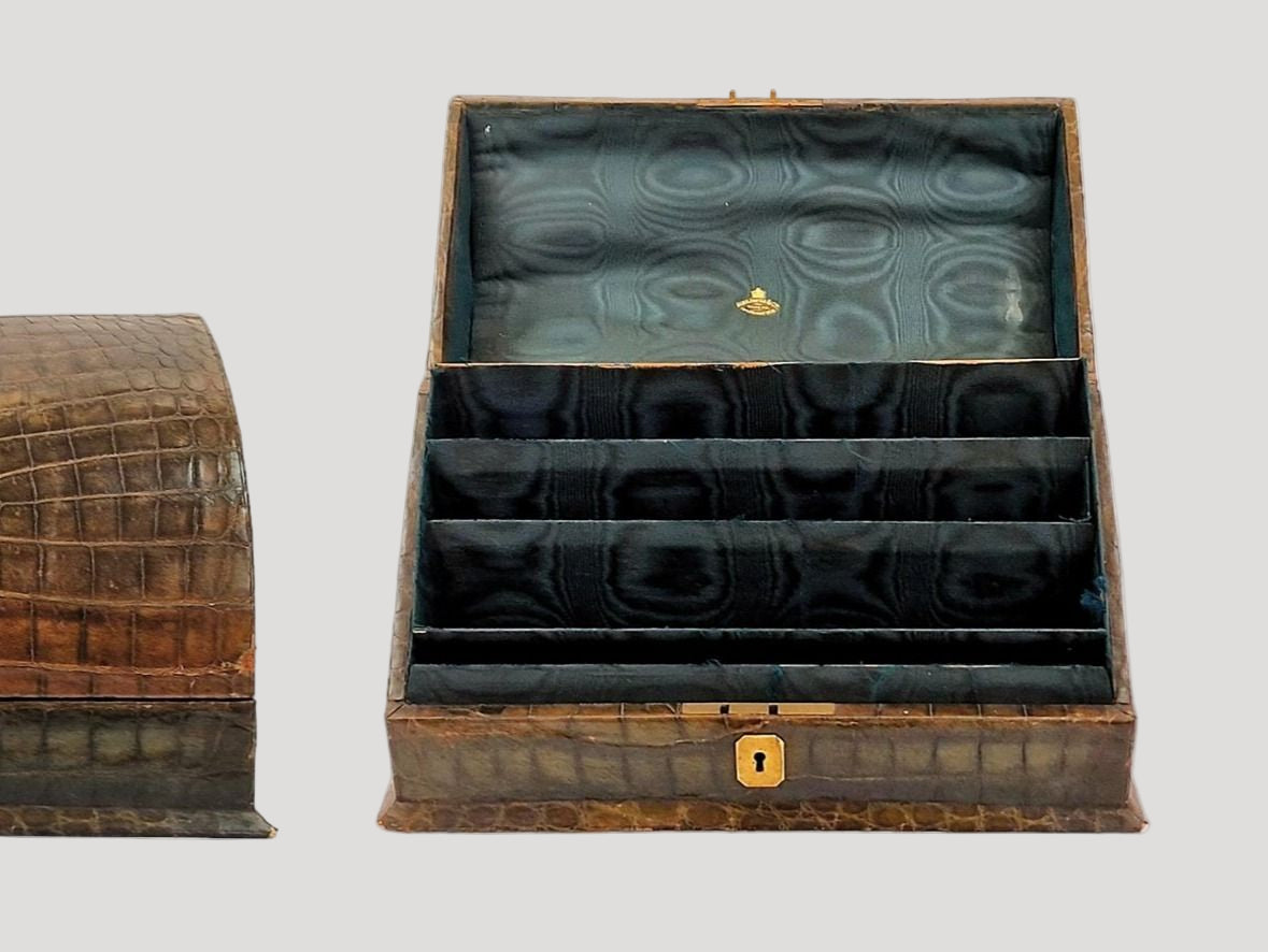 Noble Johns & Co Crocodile leather case / box / schachtel Rare