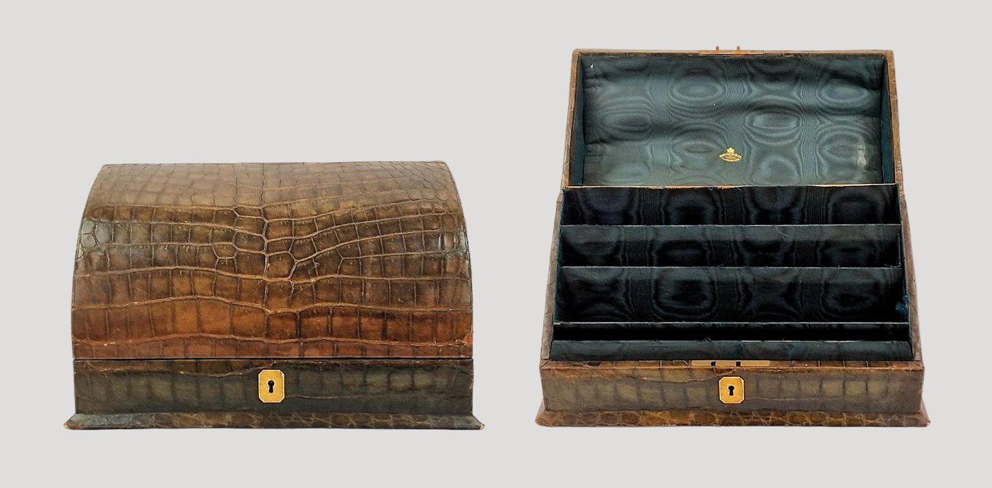 Noble Johns & Co Crocodile leather case / box / schachtel Rare