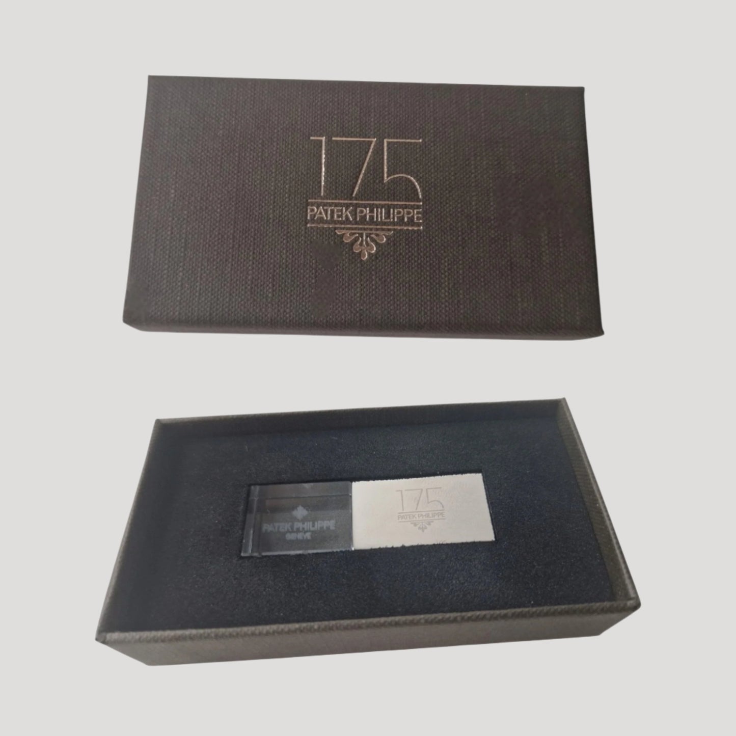 Patek Philippe New 175th anniversary usb key / clé usb in its Patek box