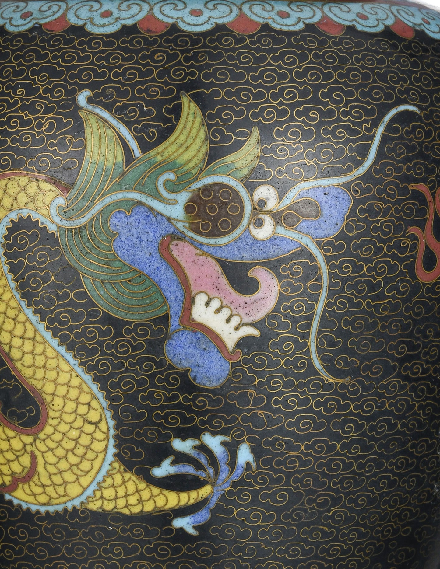 Pair of 2 cloisonné enamel vases, China, 20th c., dragon design, h. 20 cm