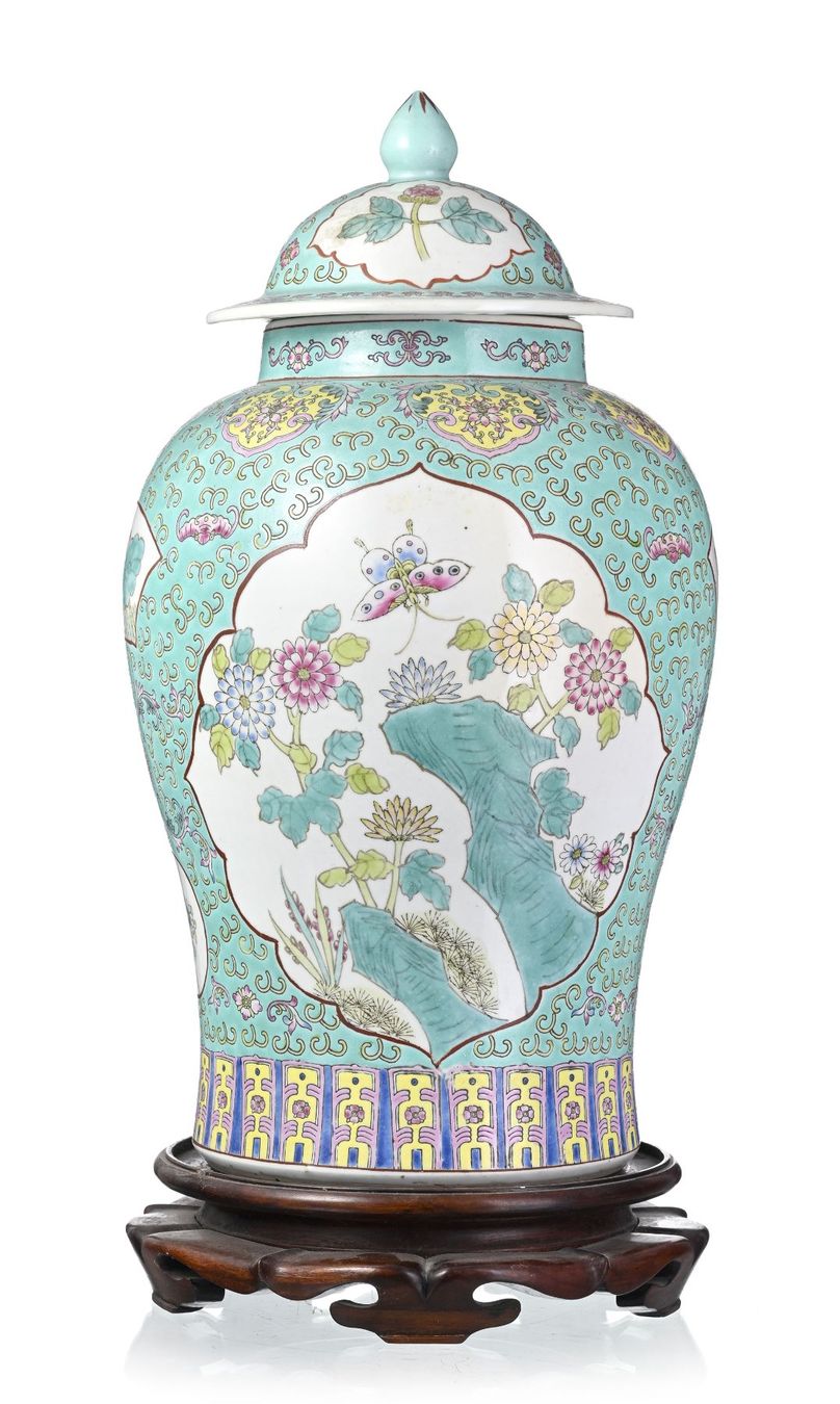 Antique Important Porcelain Vase, China, 19th century