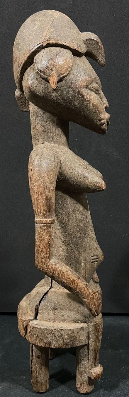 Senufo Ivory Coast Sitting Figure Sculpture, XIX century Rare