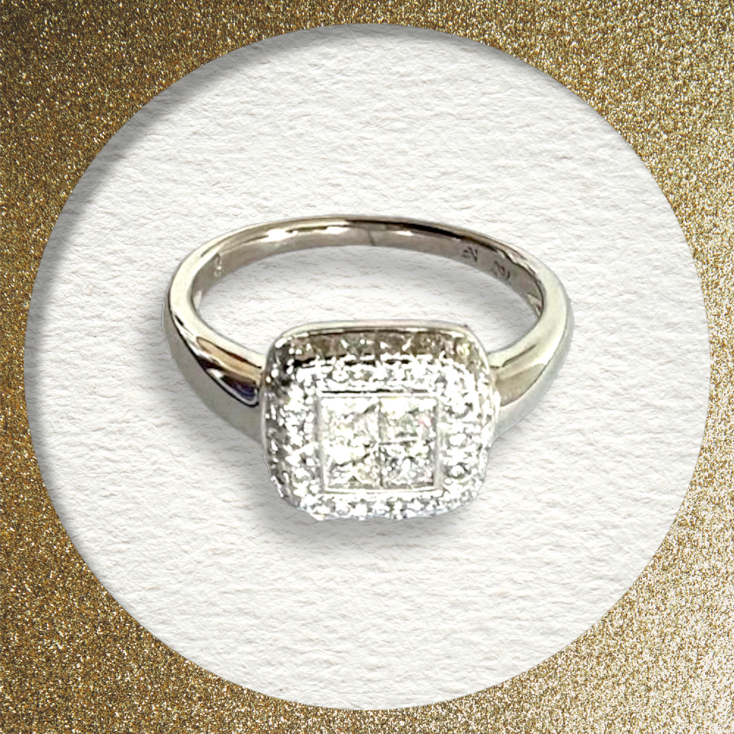 18 k White Gold Ring set with Diamonds NEW
