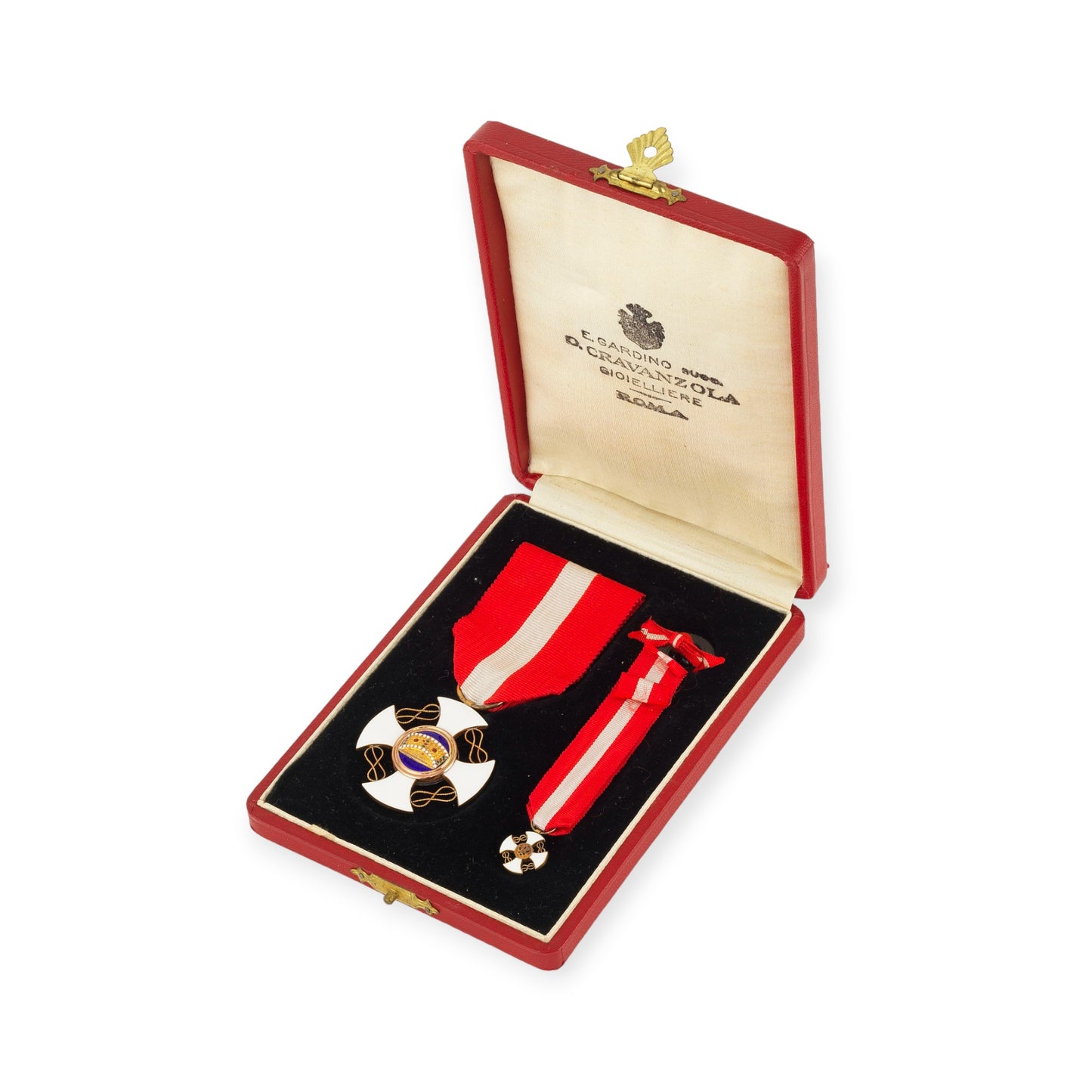 Historical Medal of the Order of the Crown of Italy, Kingdom in Gold, in its original box featuring the Royal House of Savoy sign