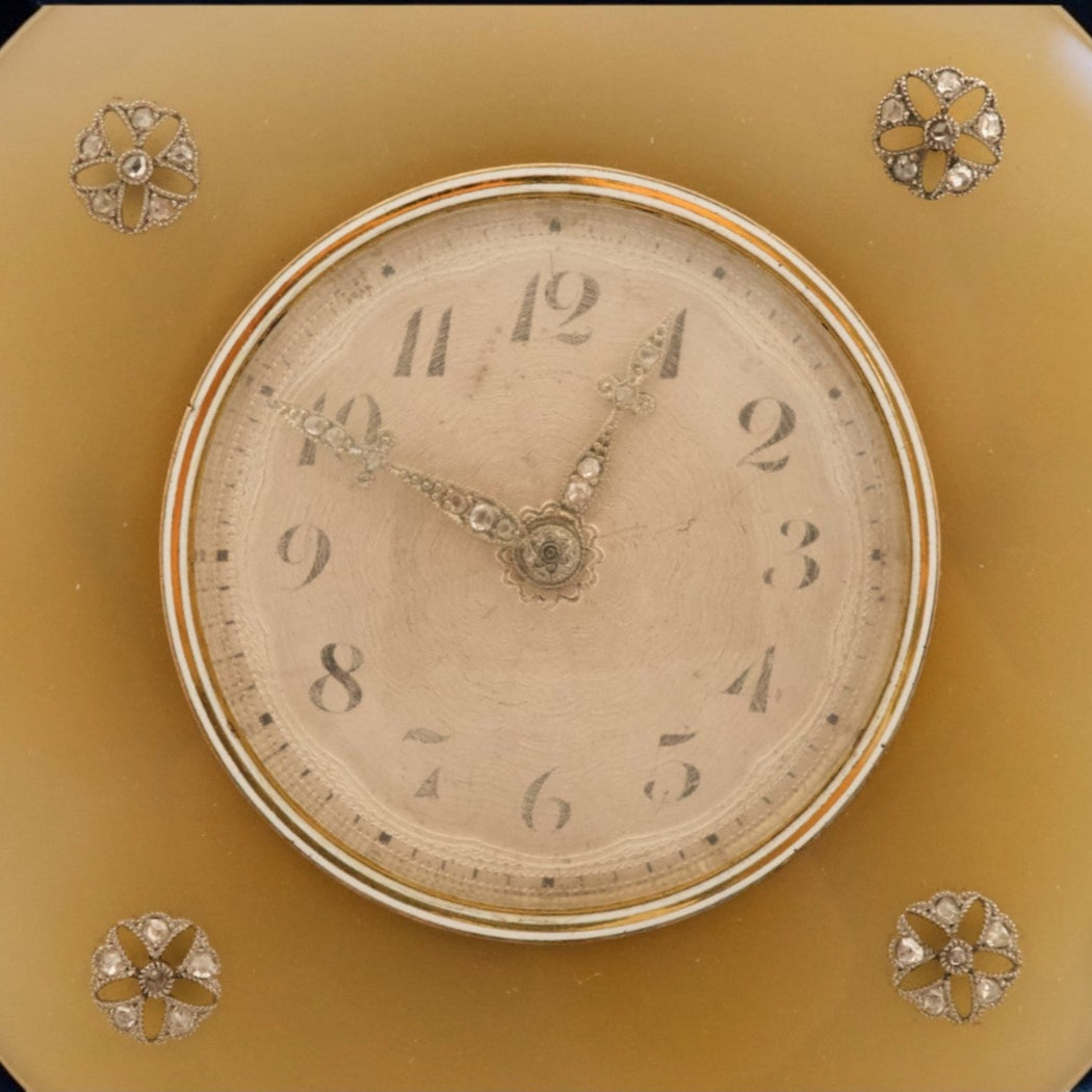 Cartier Art Déco agate and silver table clock / horloge/ tischuhr set with diamonds, 1920'