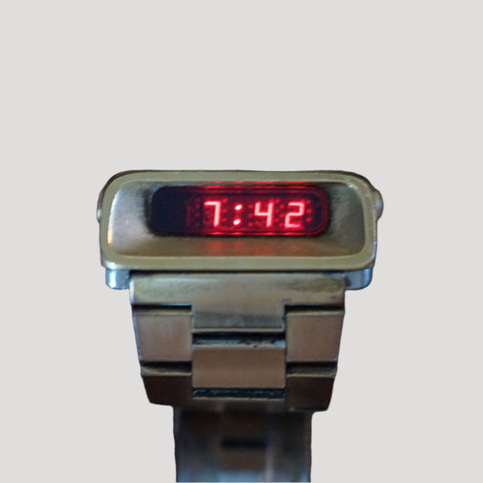 Digital Girrard Perregaux Casquette Vintage 1976' Rare Collector