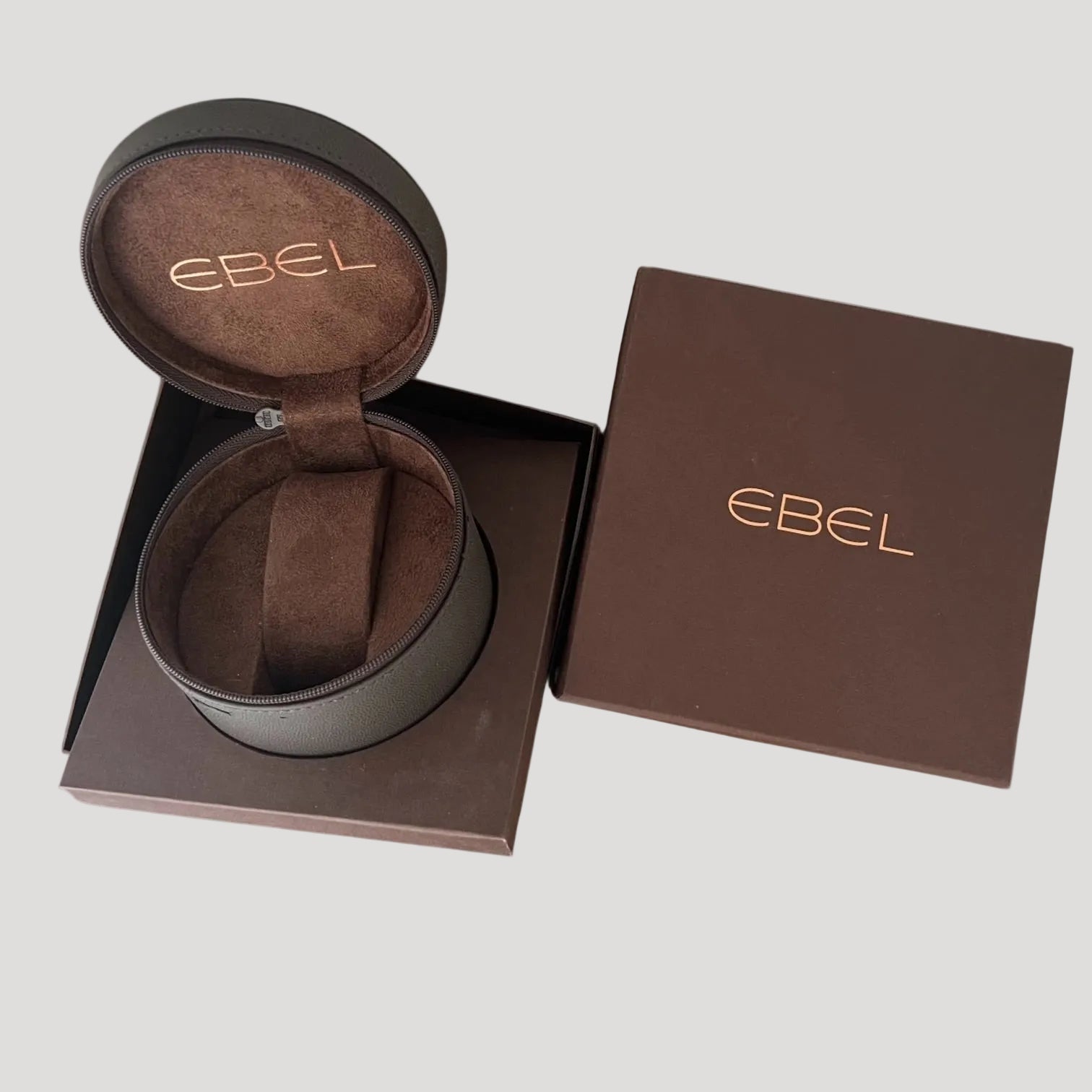 Ebel New Leather Box & Travel Pouch / Etui de voyage