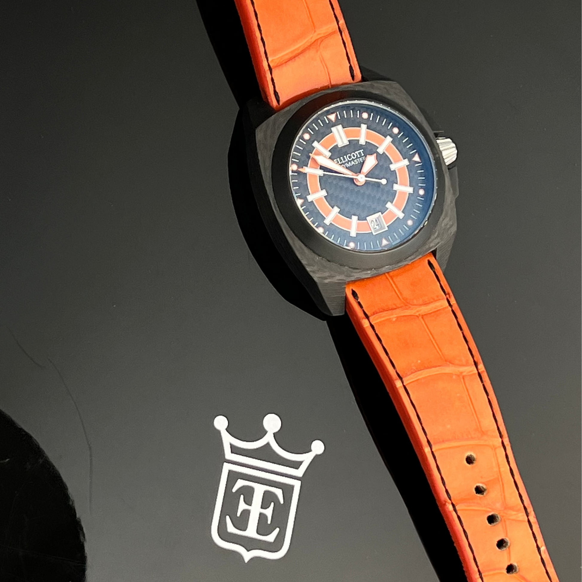 Ellicott, Skymaster, round automatic watch