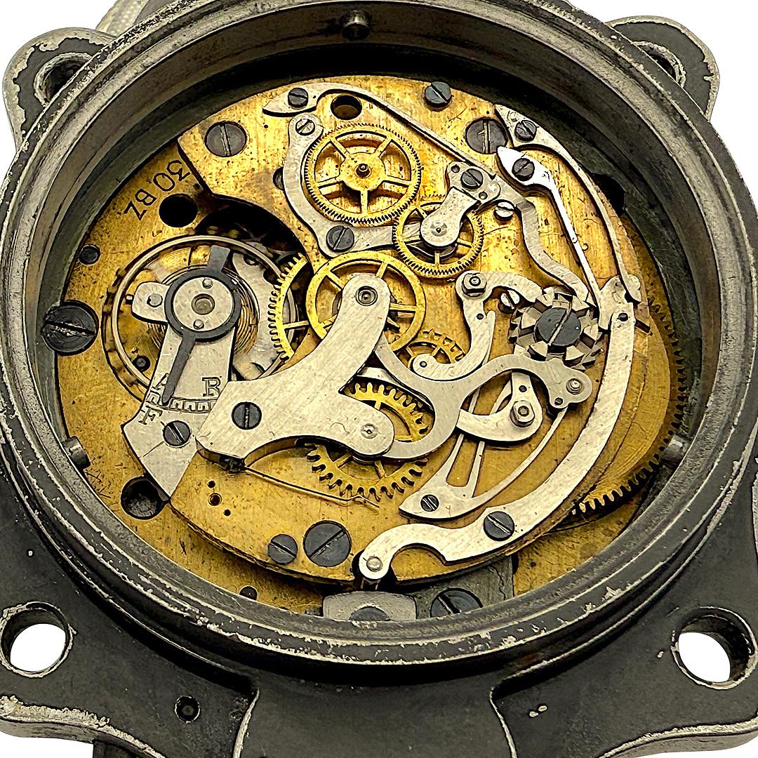 Junghans military pilott cockpit aircraft clock J30 BZ Luftwaffe, with short-time counter, 1940' Second World War
